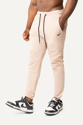 Veleur All Day Tracksuit für Männer, bequemer Trainingsanzug mit elastischem Bund und Zipp-Tasche, ideal für Outdoor-Aktivitäten und vielseitige Tagesprogramme