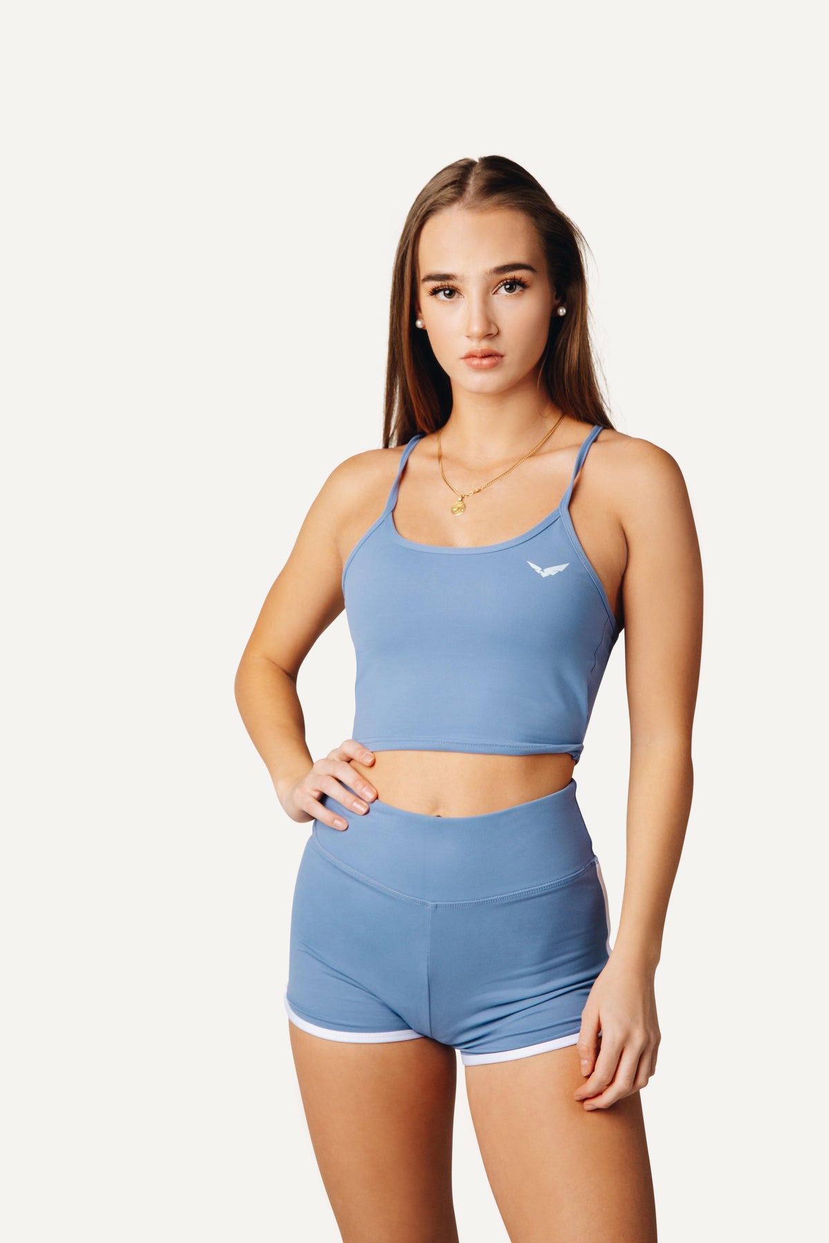 Veleur Cozy Set, High-Waisted Shorts, Top mit verstellbaren, am Rücken gekreuzten Trägern, blickdichtes Material, Sommer-Set für Fitnessstudio, Outdoor und Zuhause