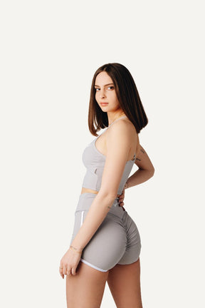Veleur Cozy Set, High-Waisted Shorts, Top mit verstellbaren, am Rücken gekreuzten Trägern, blickdichtes Material, Sommer-Set für Fitnessstudio, Outdoor und Zuhause