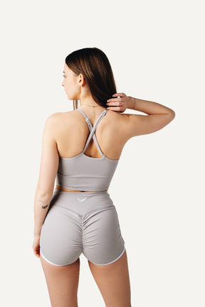 Veleur Cozy Set, High-Waisted Shorts, Top mit verstellbaren, am Rücken gekreuzten Trägern, blickdichtes Material, Sommer-Set für Fitnessstudio, Outdoor und Zuhause